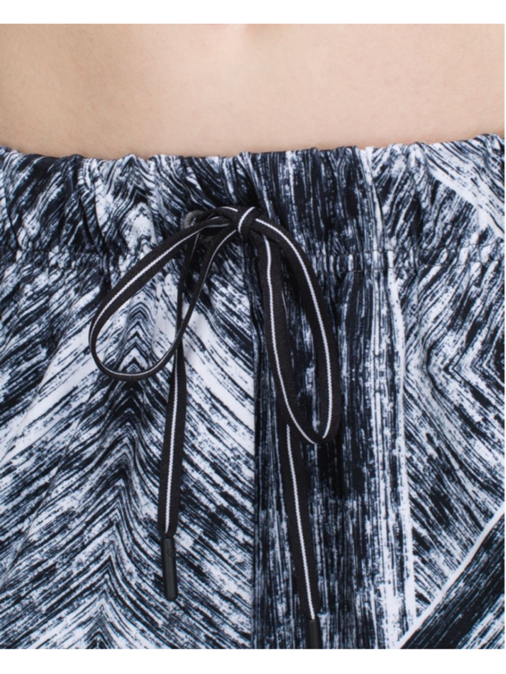 Lululemon Jet Crop Pants - Picture 4 of 12